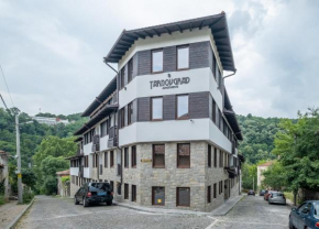 Tarnovgrad Apartments